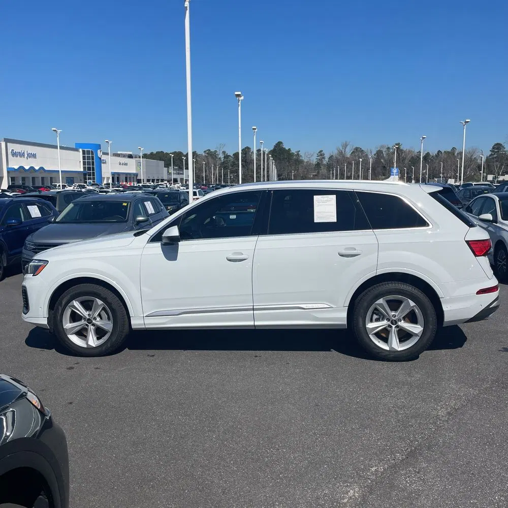 2025 Audi Q7 Premium 45