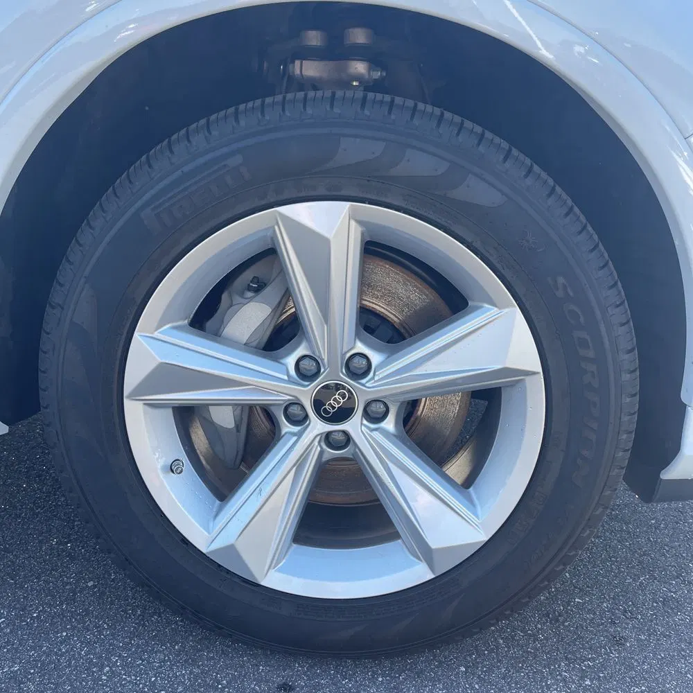 2025 Audi Q7 Premium 45