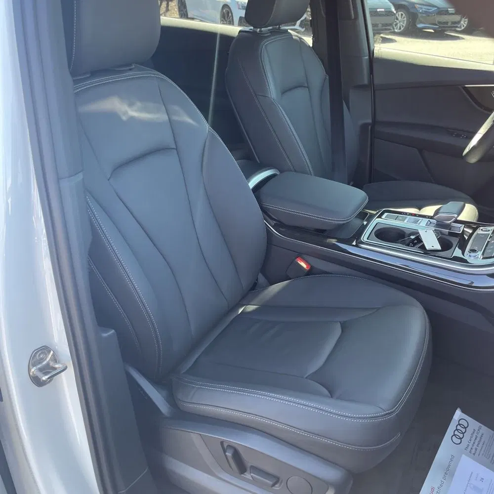 2025 Audi Q7 Premium 45