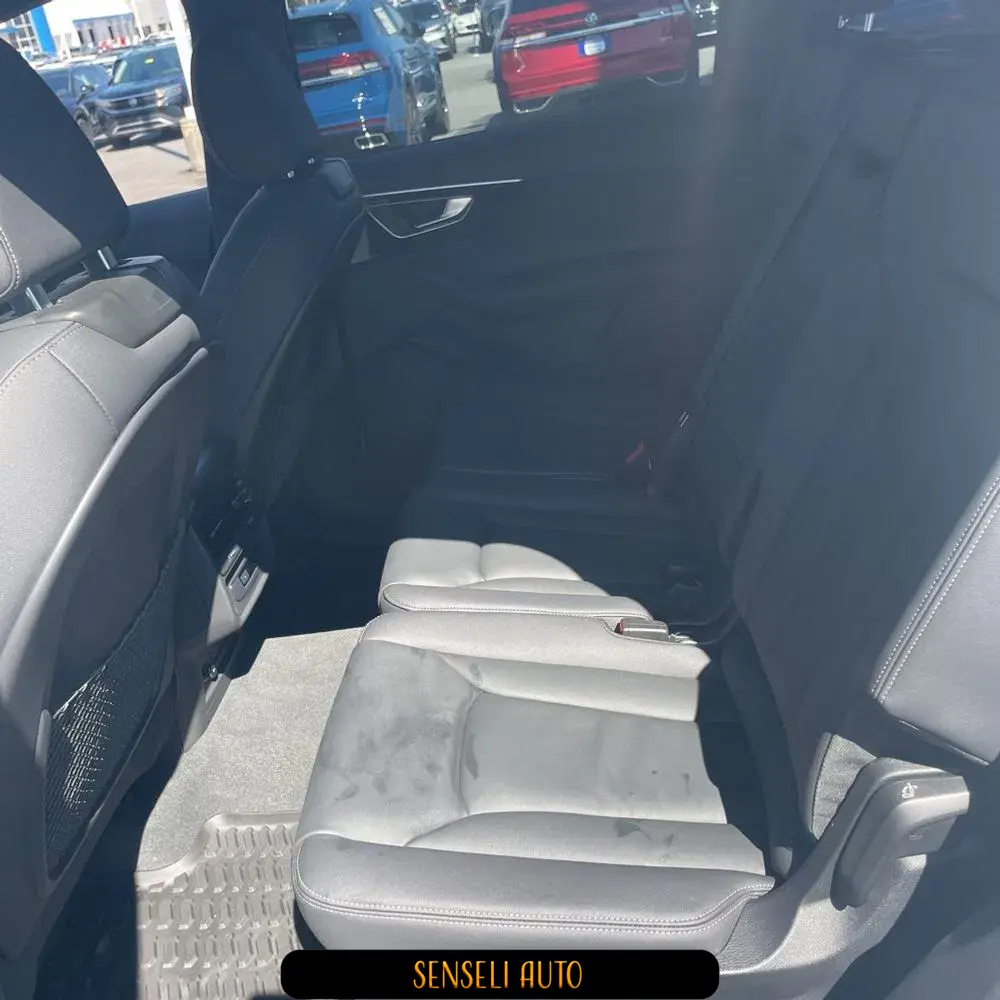 2025 Audi Q7 Premium 45