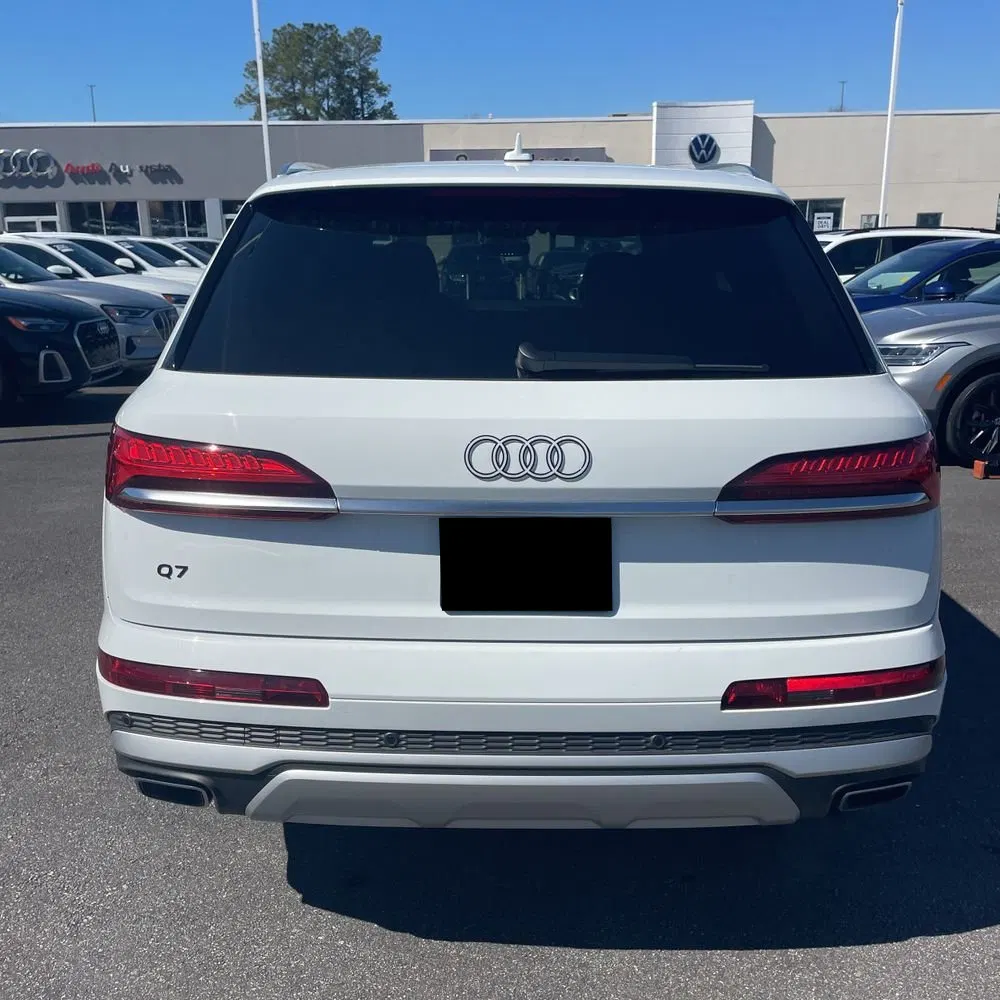 2025 Audi Q7 Premium 45