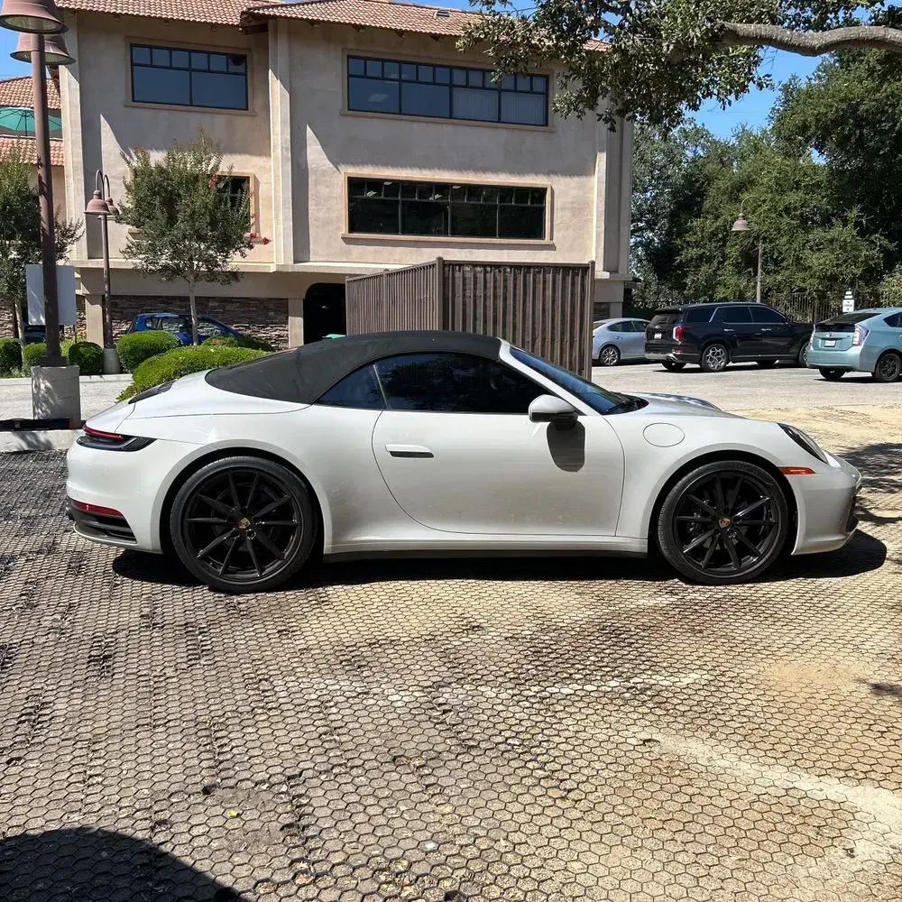 2021 Porsche 911 Carrera