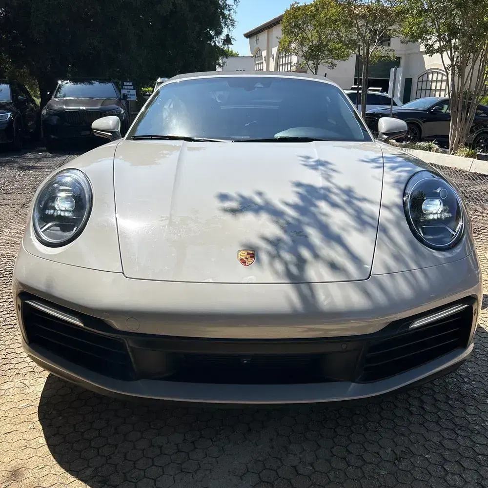 2021 Porsche 911 Carrera