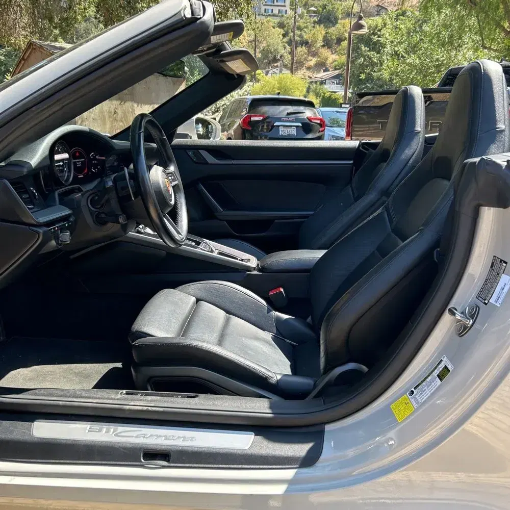 2021 Porsche 911 Carrera
