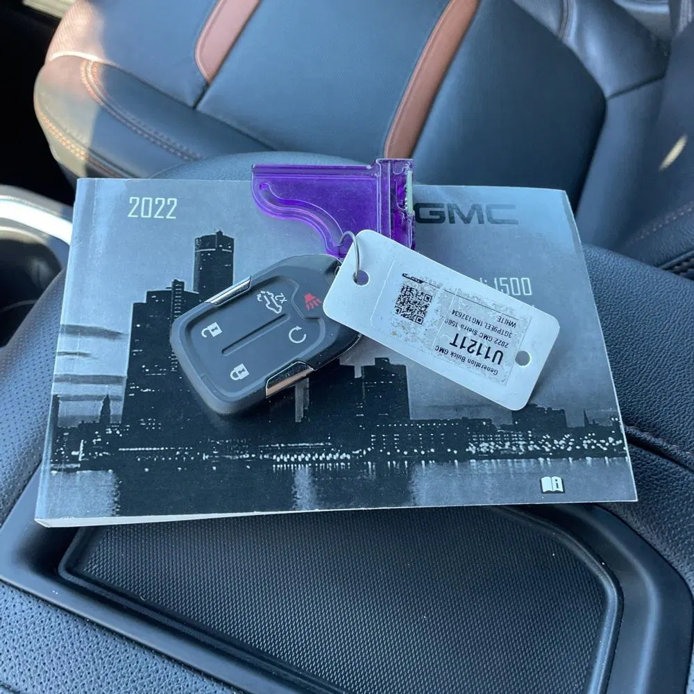 2022 GMC Sierra 1500 Limited AT4