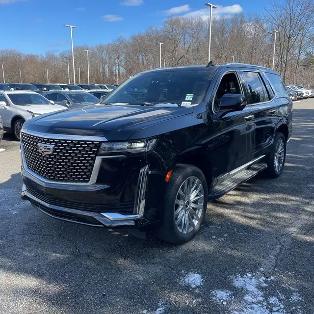2022 Cadillac Escalade Premium Luxury