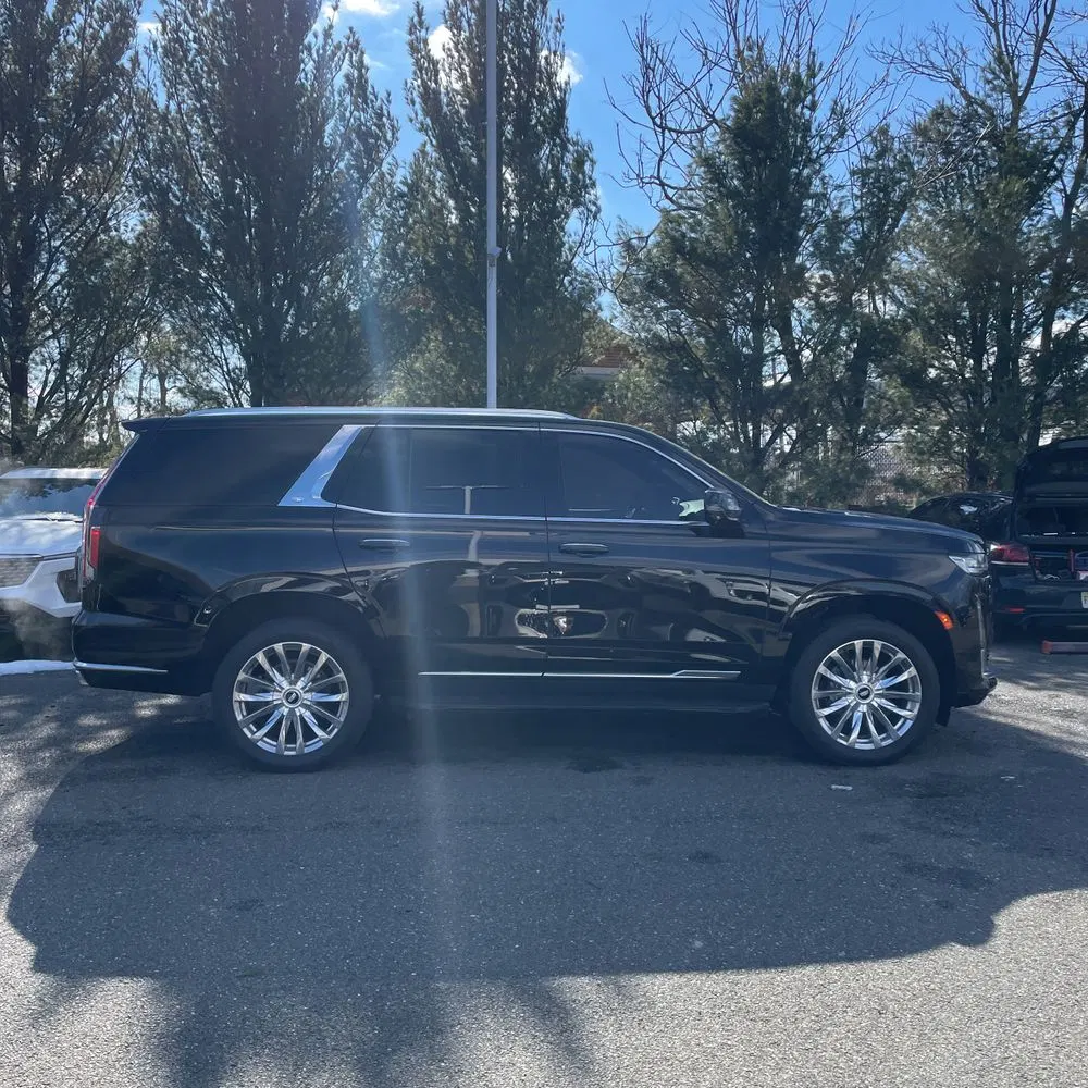 2022 Cadillac Escalade Premium Luxury