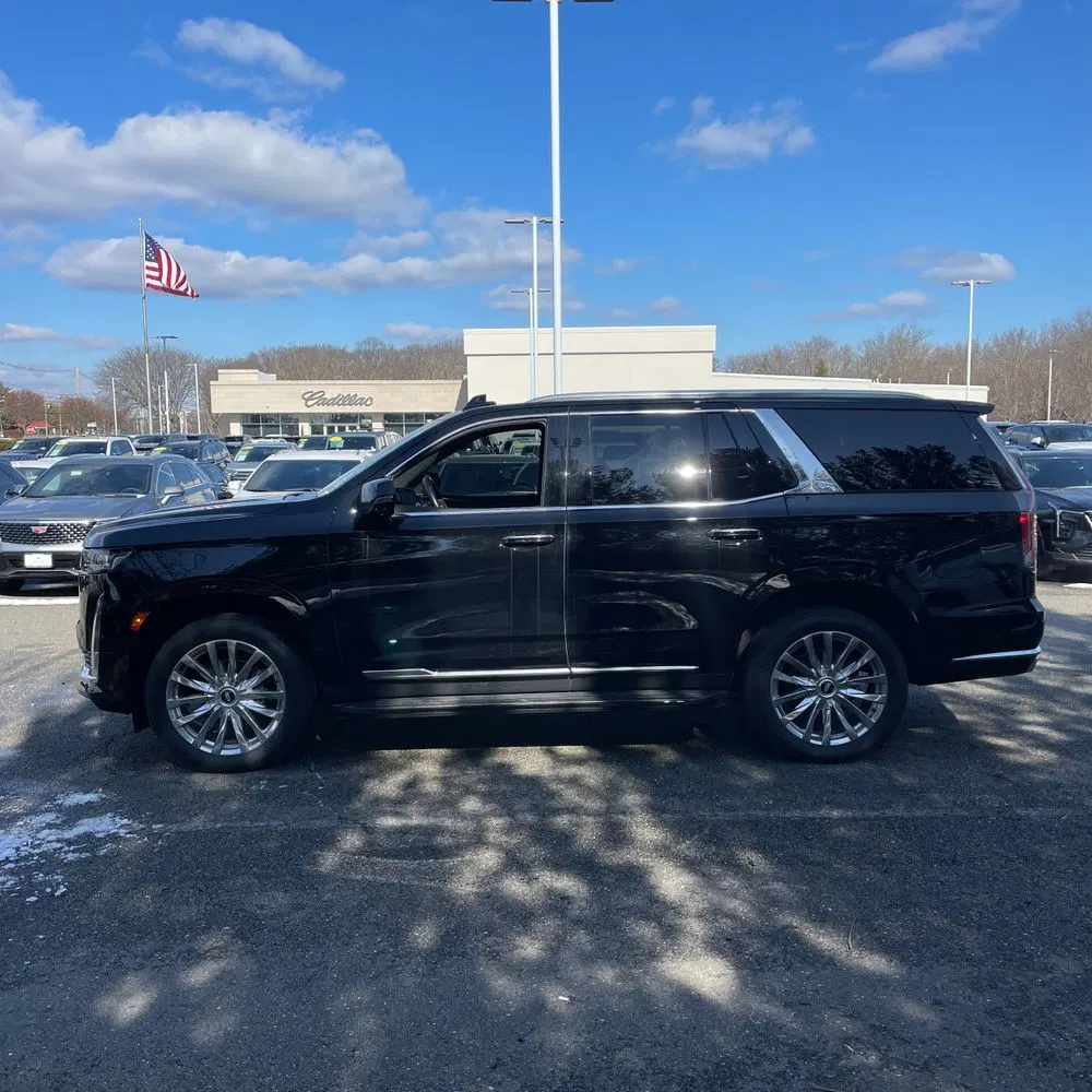 2022 Cadillac Escalade Premium Luxury