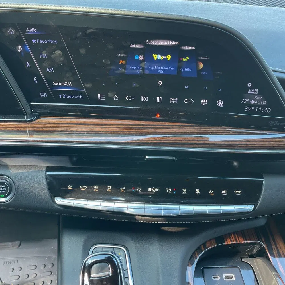 2022 Cadillac Escalade Premium Luxury