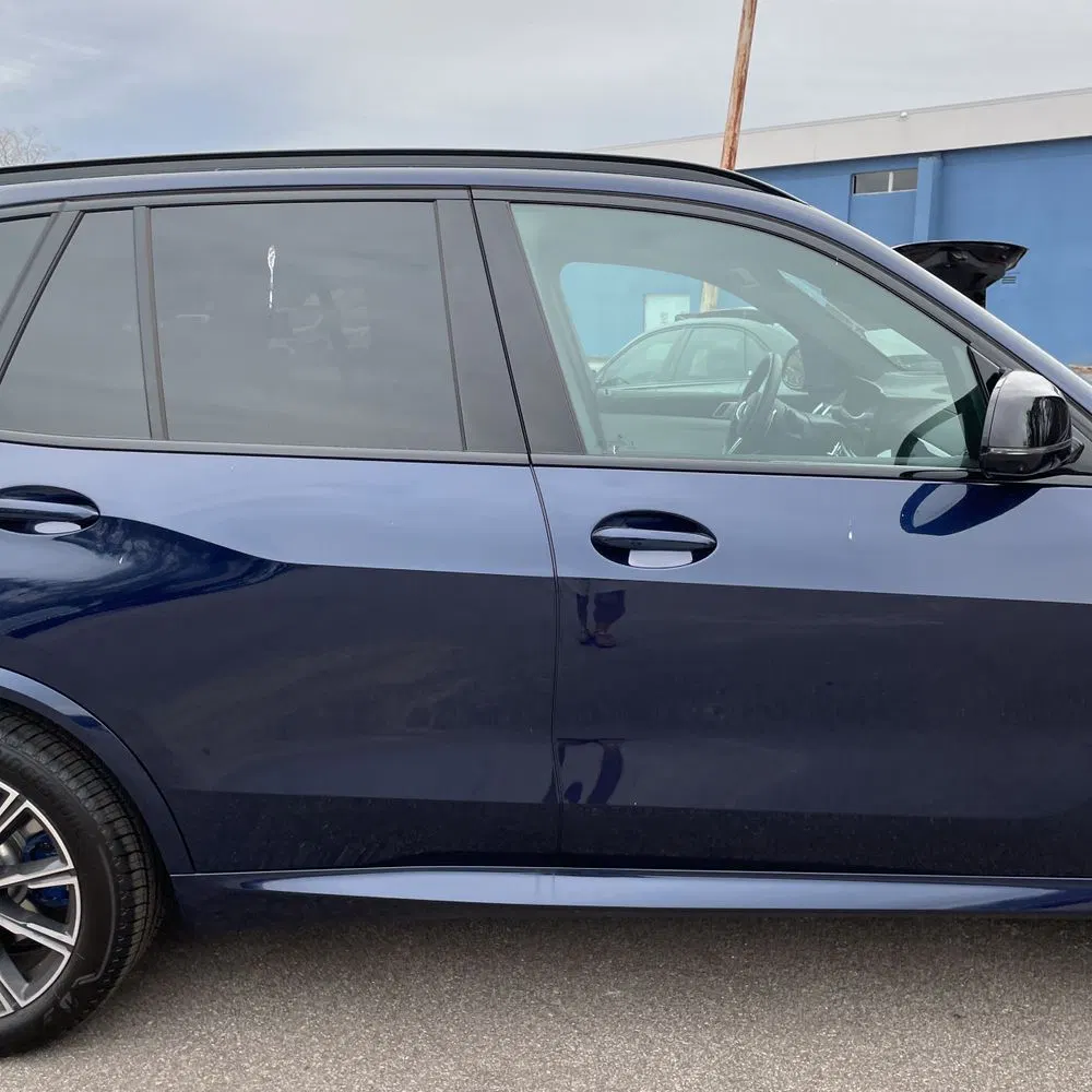 2025 BMW X5 M60i