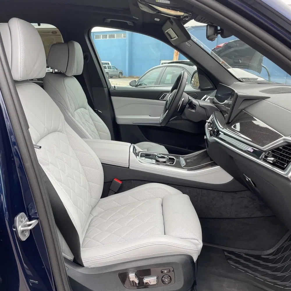 2025 BMW X5 M60i