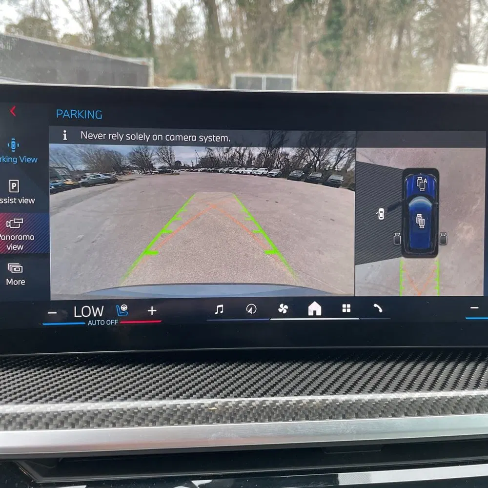2025 BMW X5 M60i
