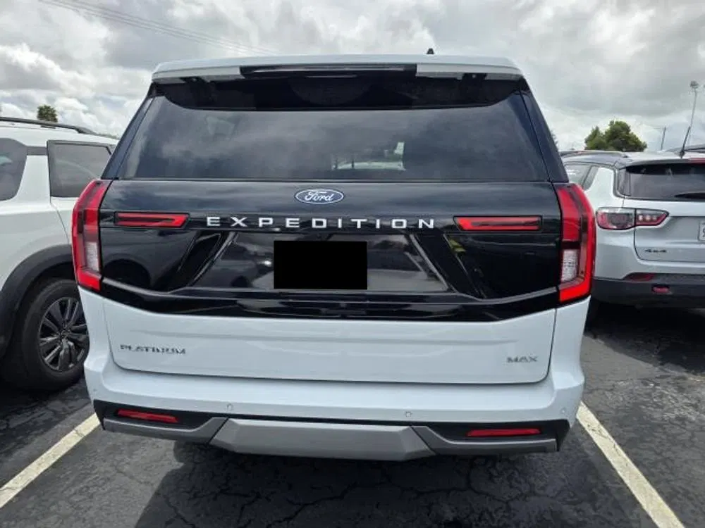 2025 Ford Expedition Max Platinum