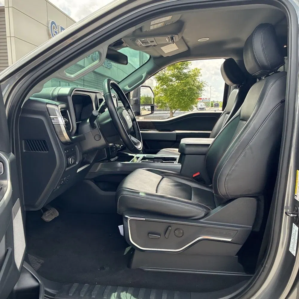 2024 Ford F-350 Super Duty Lariat