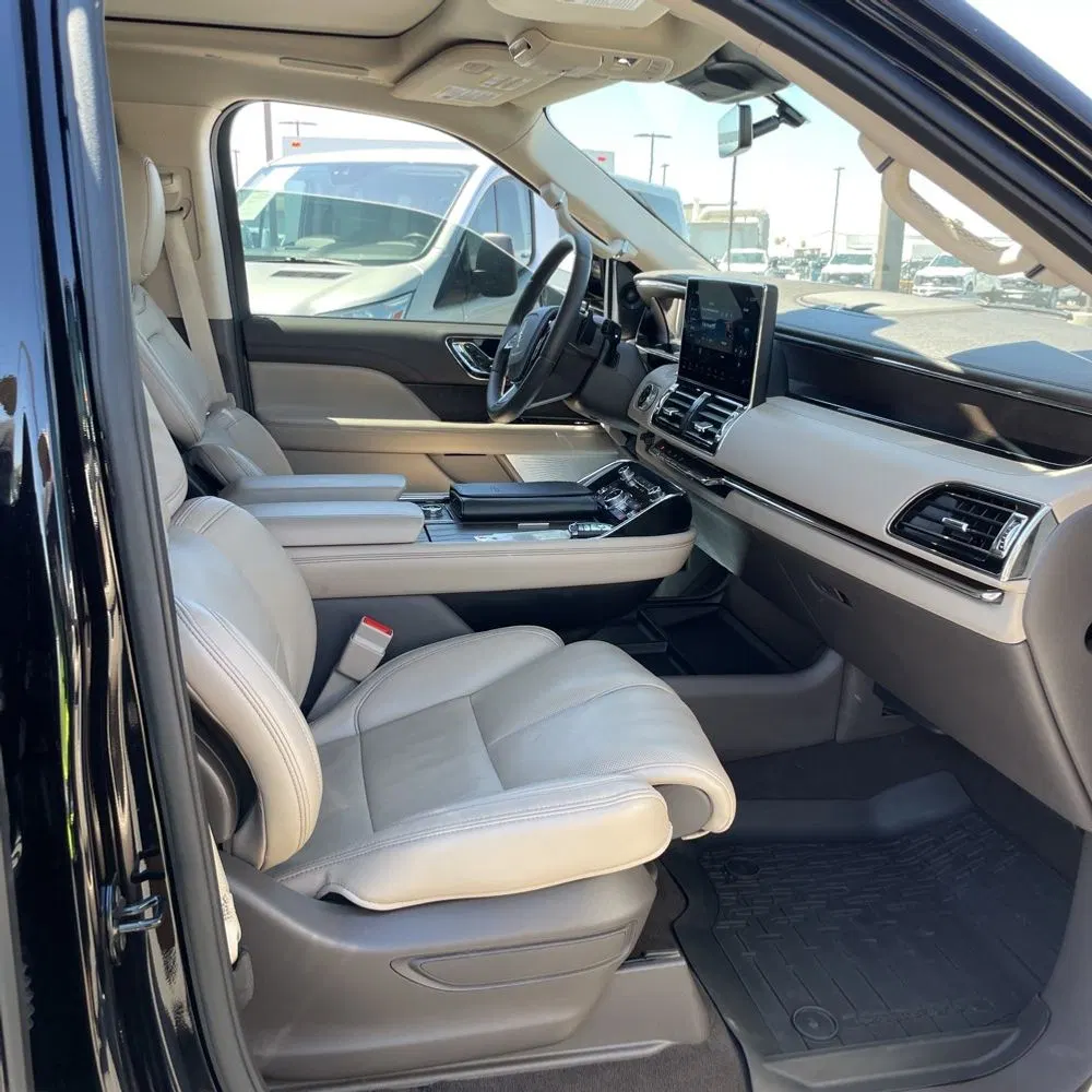 2024 Lincoln Navigator L Reserve