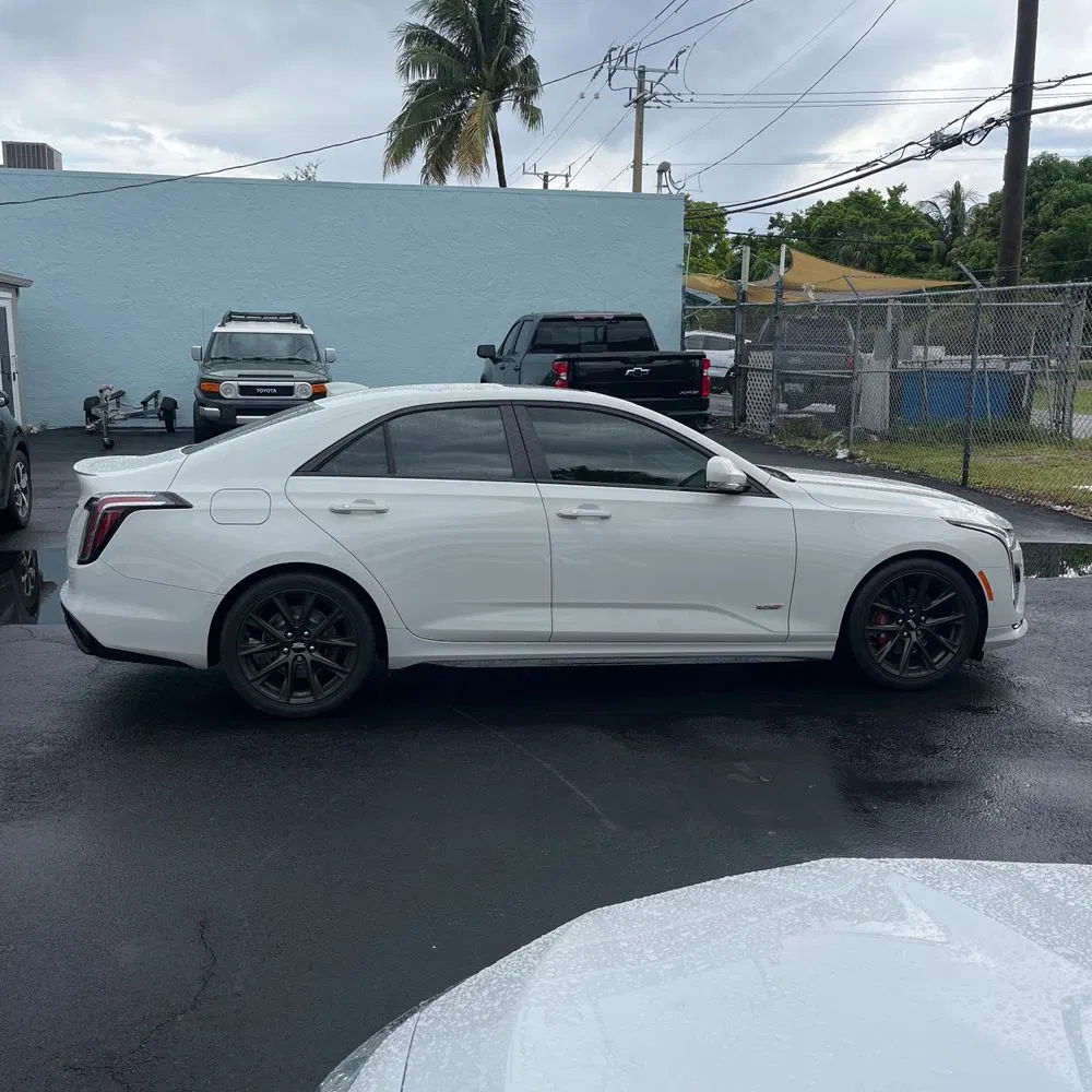 2022 Cadillac CT4-V Base
