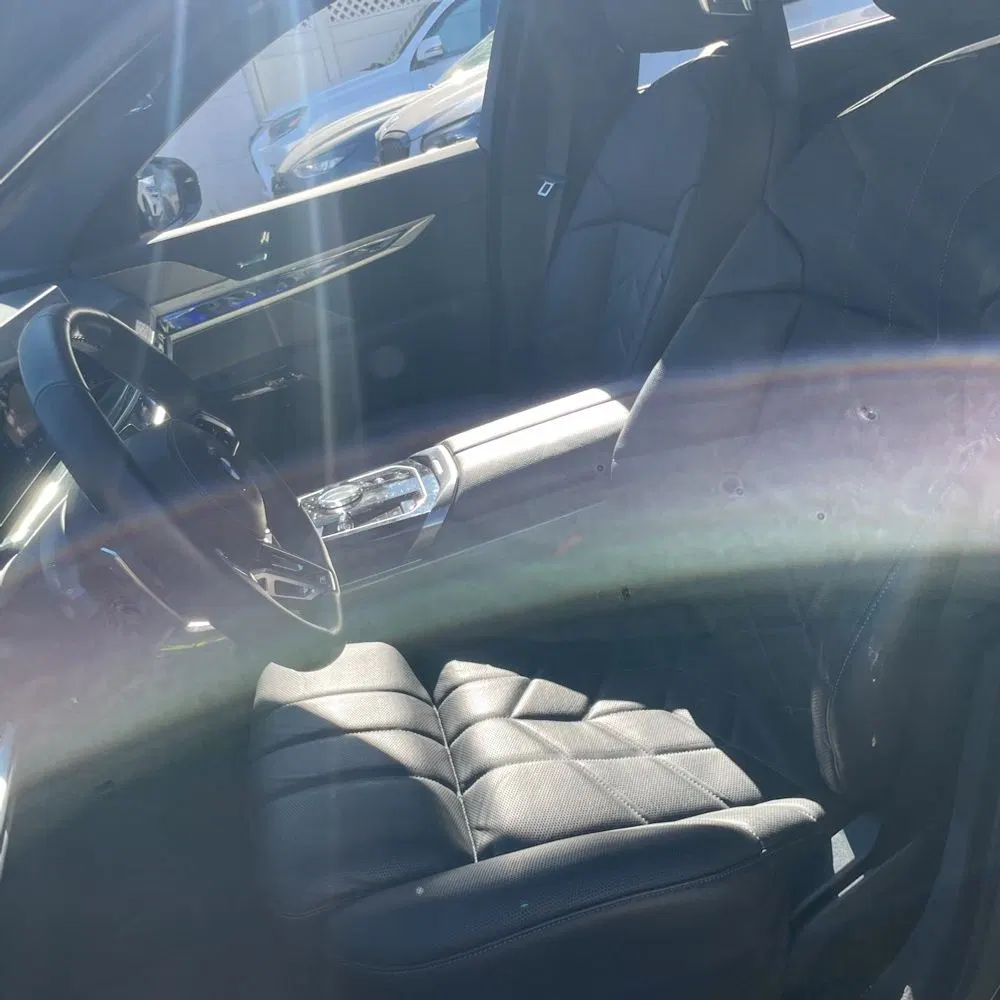 2023 BMW 7-Series 740i