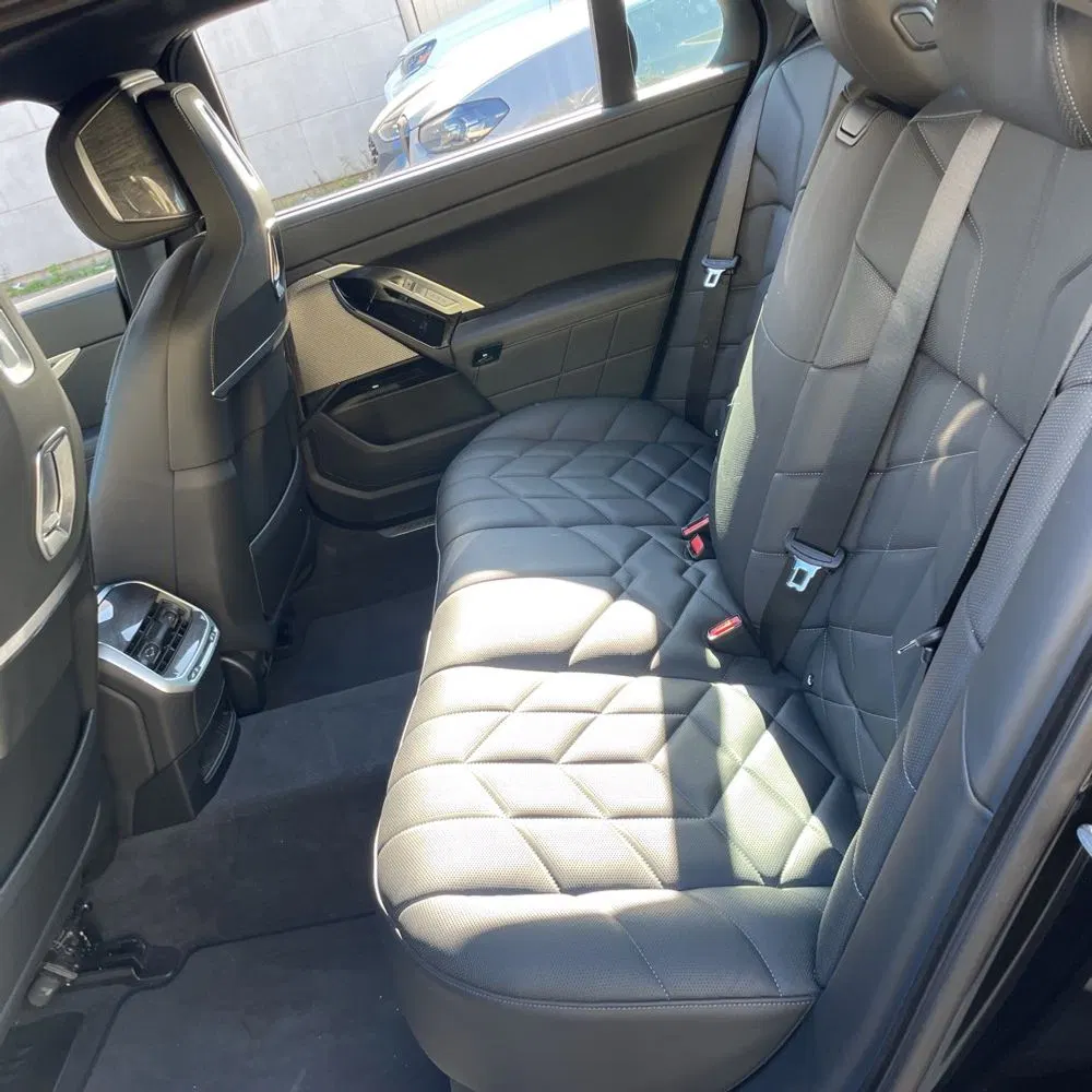 2023 BMW 7-Series 740i