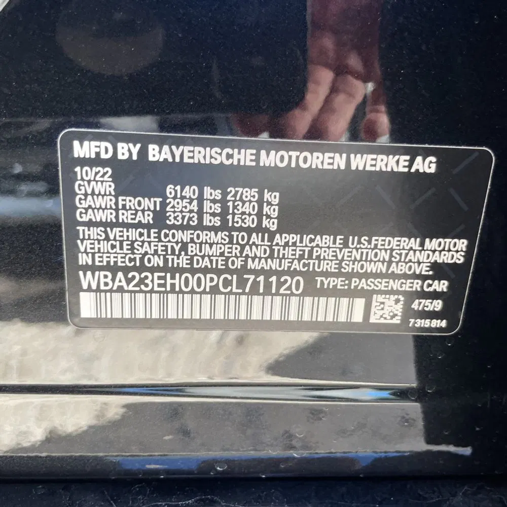 2023 BMW 7-Series 740i