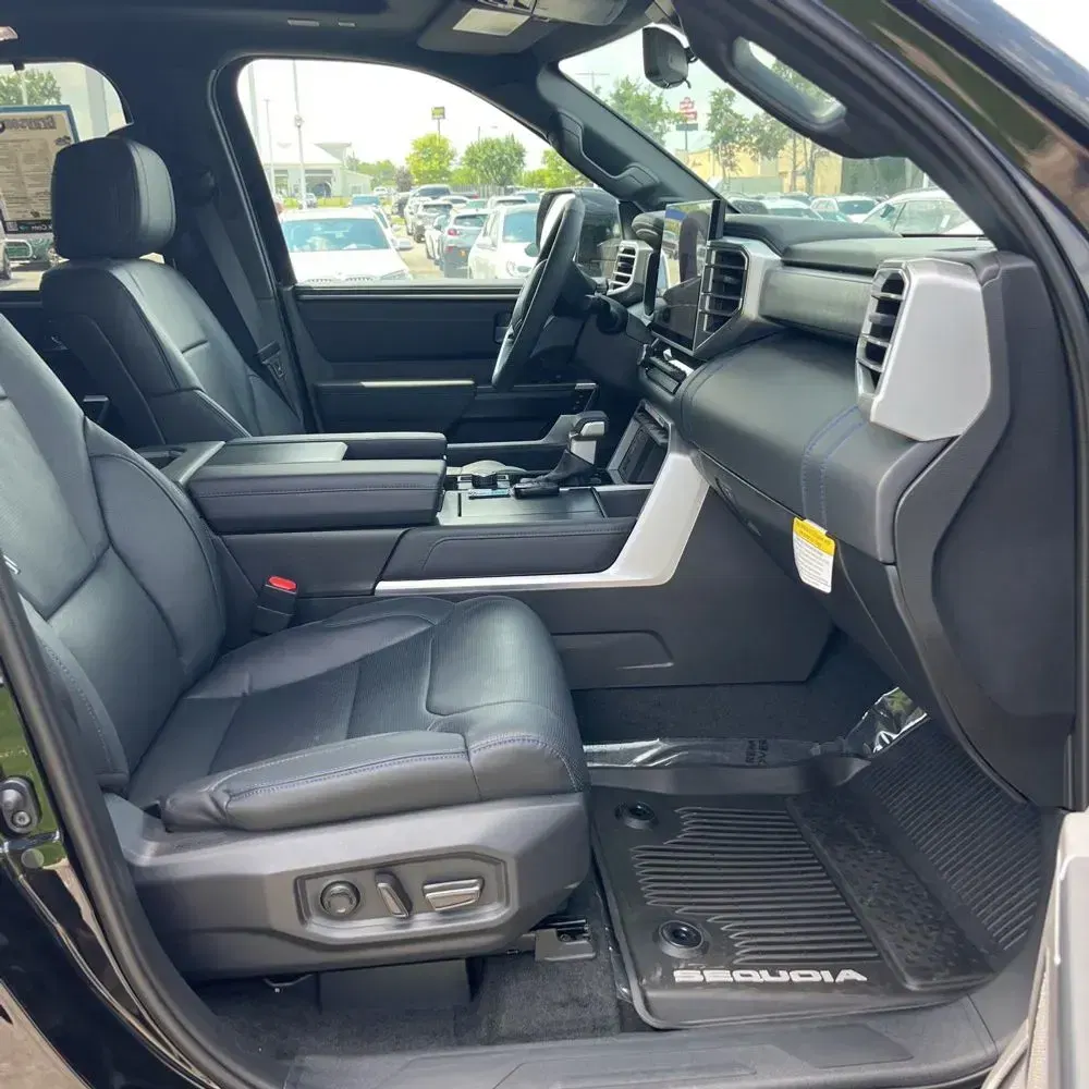 2025 Toyota Sequoia Platinum