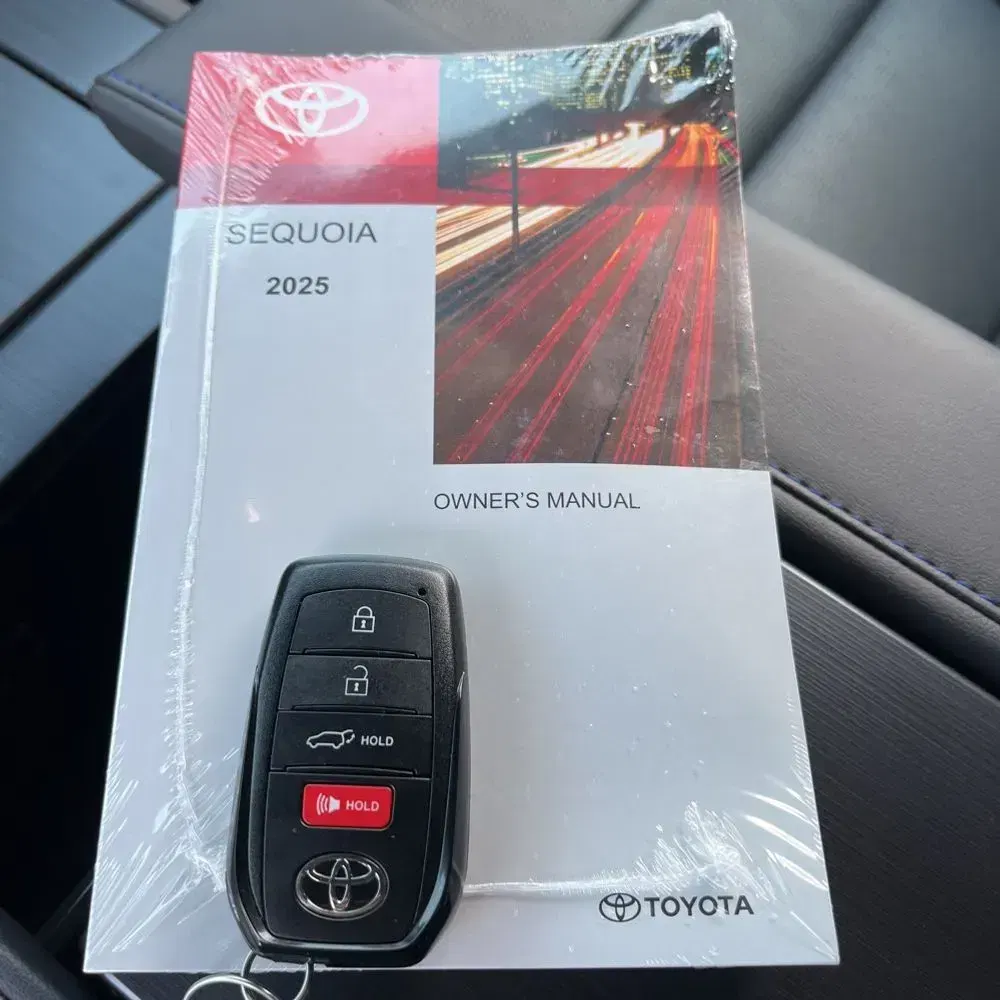 2025 Toyota Sequoia Platinum