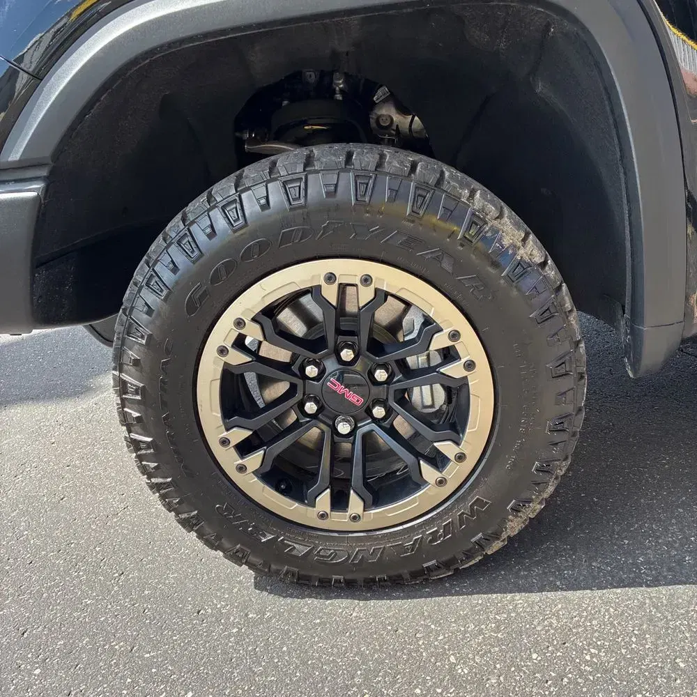 2024 GMC Sierra 1500 AT4X