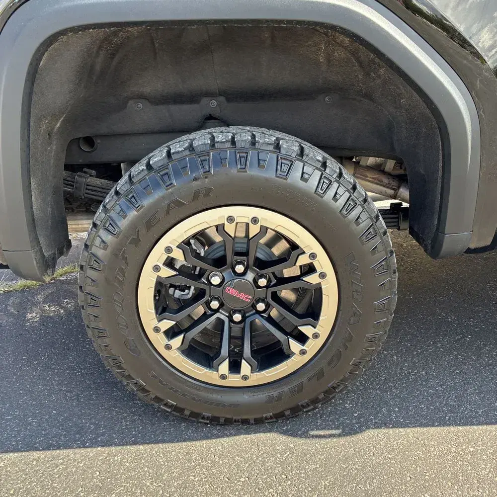 2024 GMC Sierra 1500 AT4X