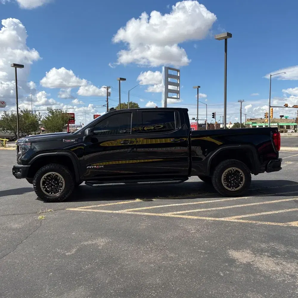 2024 GMC Sierra 1500 AT4X