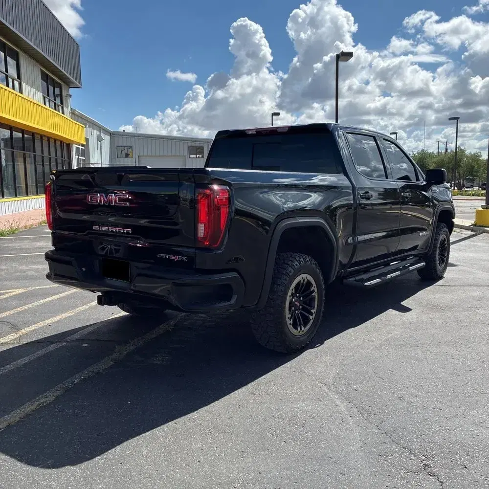 2024 GMC Sierra 1500 AT4X
