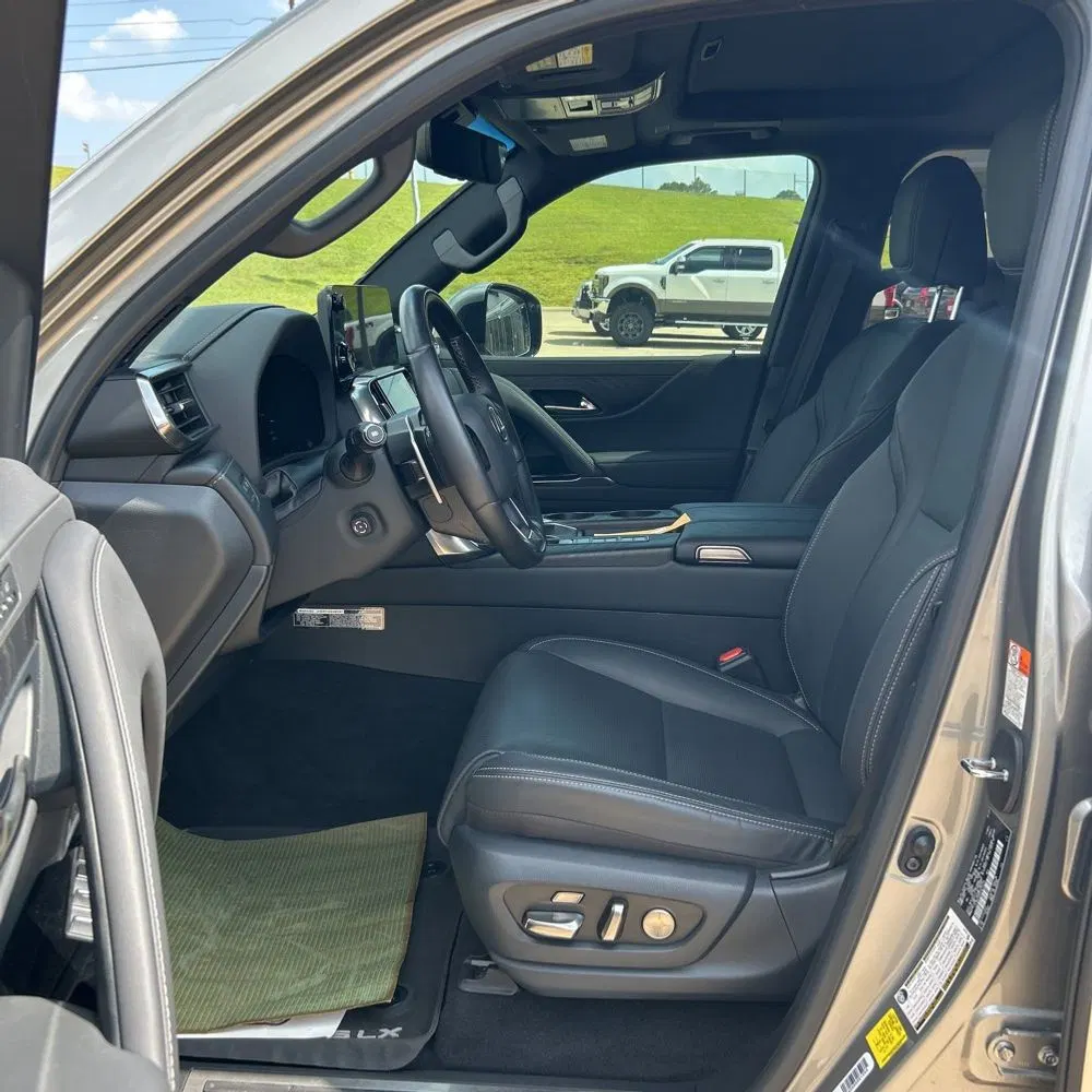 2023 Lexus LX 600 Luxury
