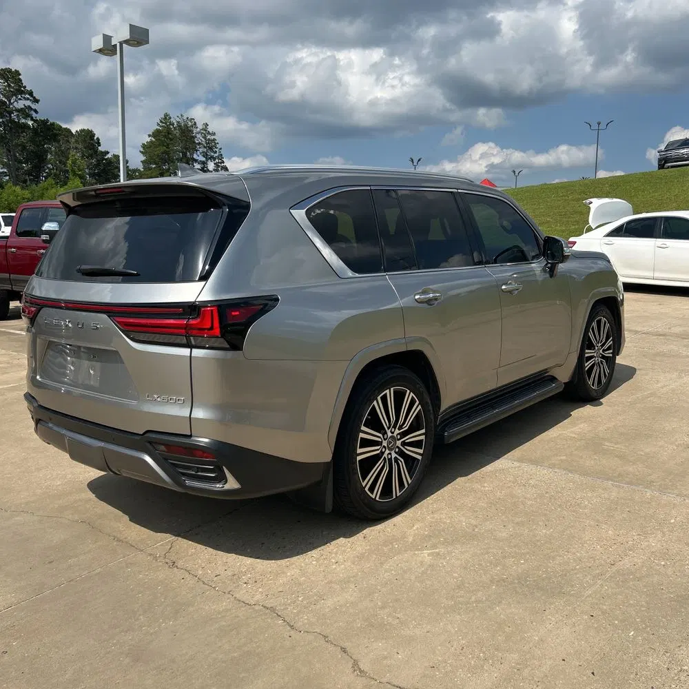 2023 Lexus LX 600 Luxury