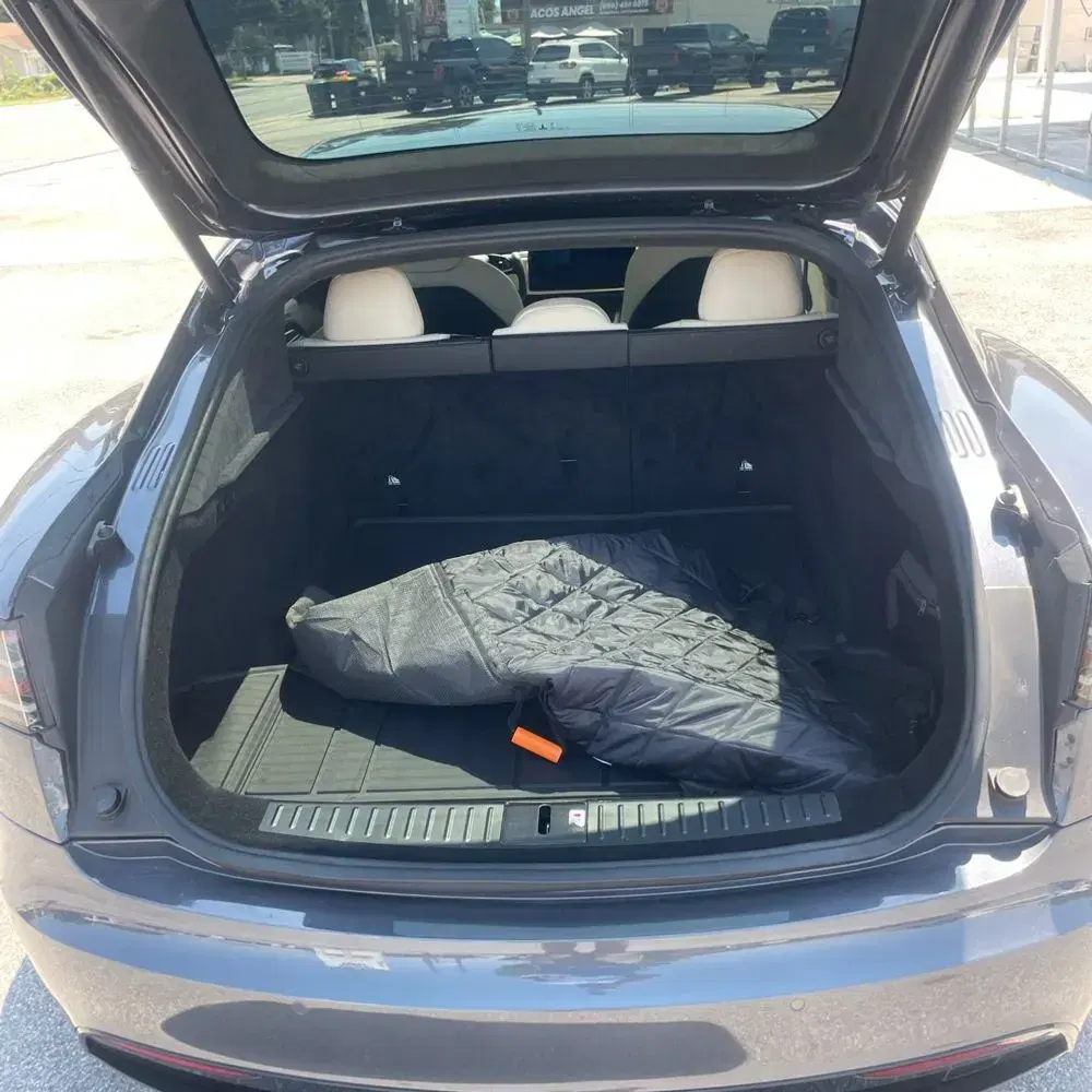 2022 Tesla Model S Plaid