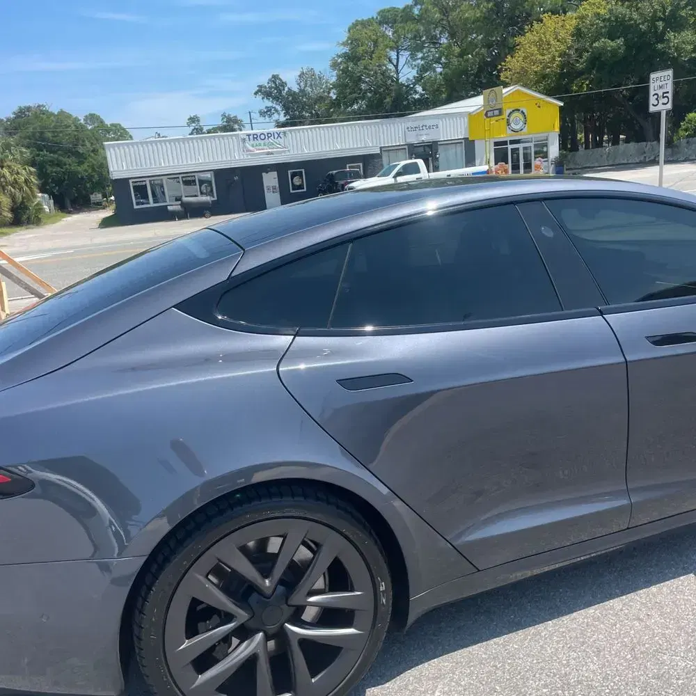 2022 Tesla Model S Plaid