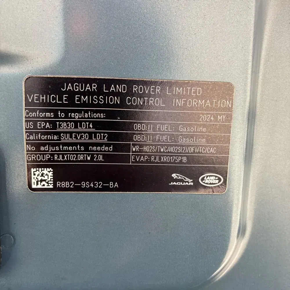 2024 Land Rover Defender 110 S P300