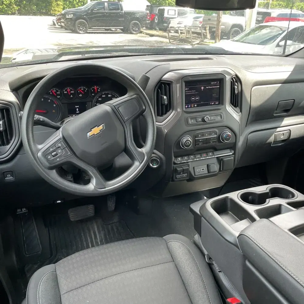 2024 Chevrolet Silverado 2500HD Custom