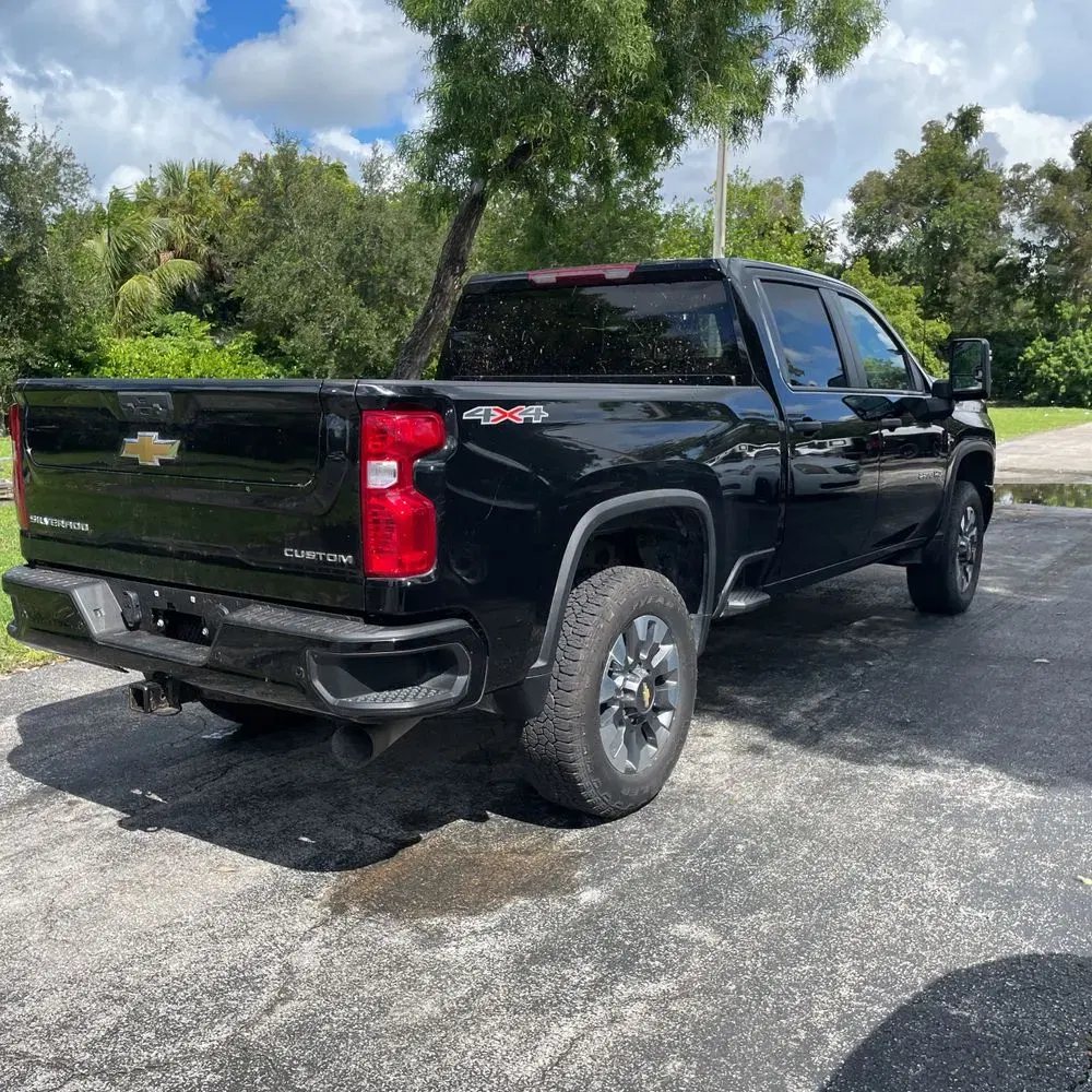 2024 Chevrolet Silverado 2500HD Custom