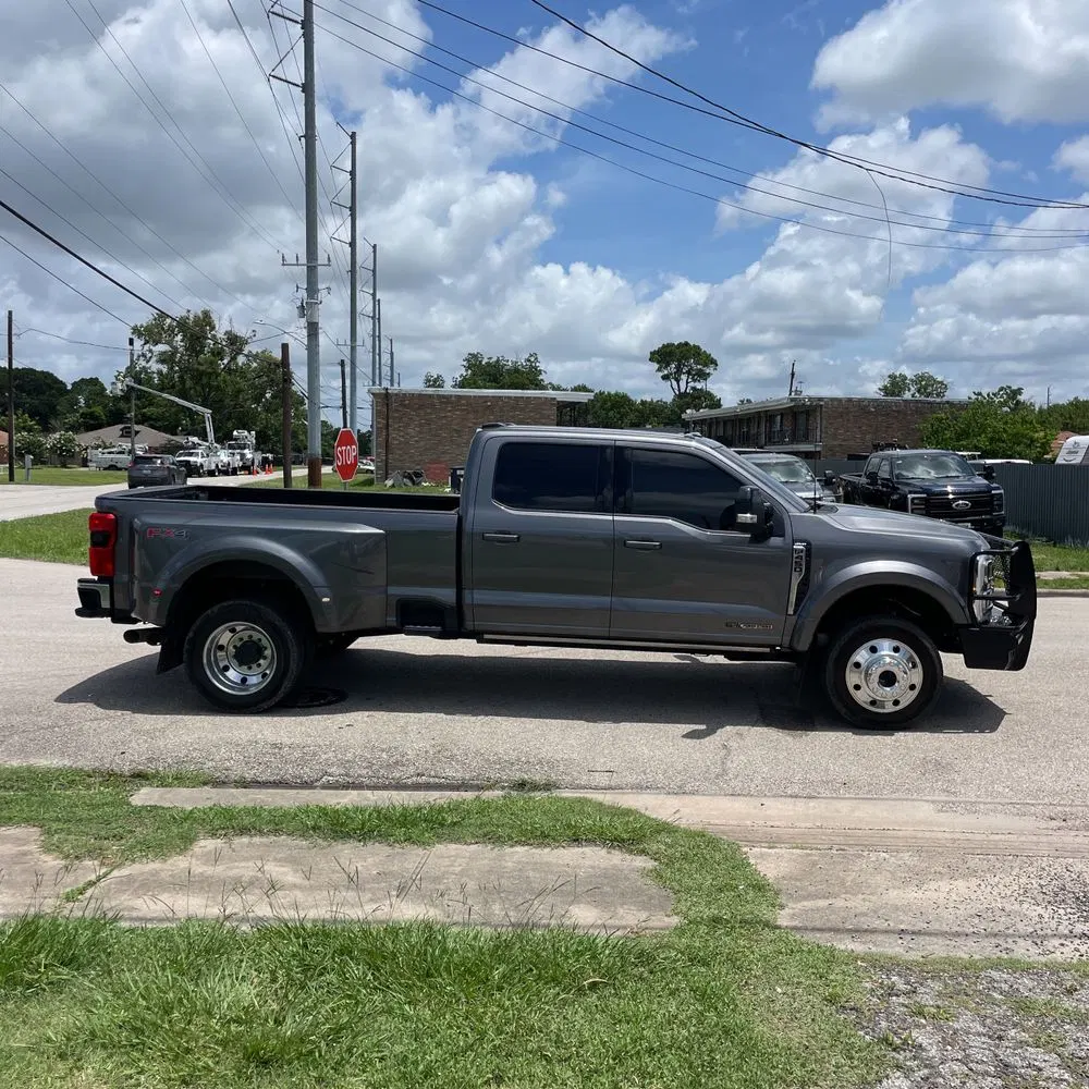 2024 Ford F-450 Super Duty Lariat
