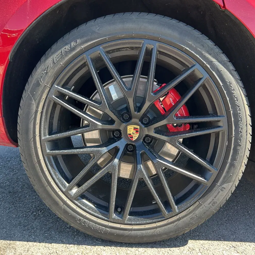 2023 Porsche Macan GTS