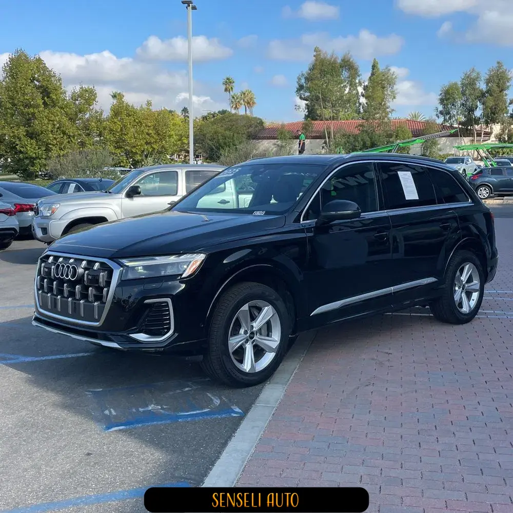 2025 Audi Q7 Premium 45