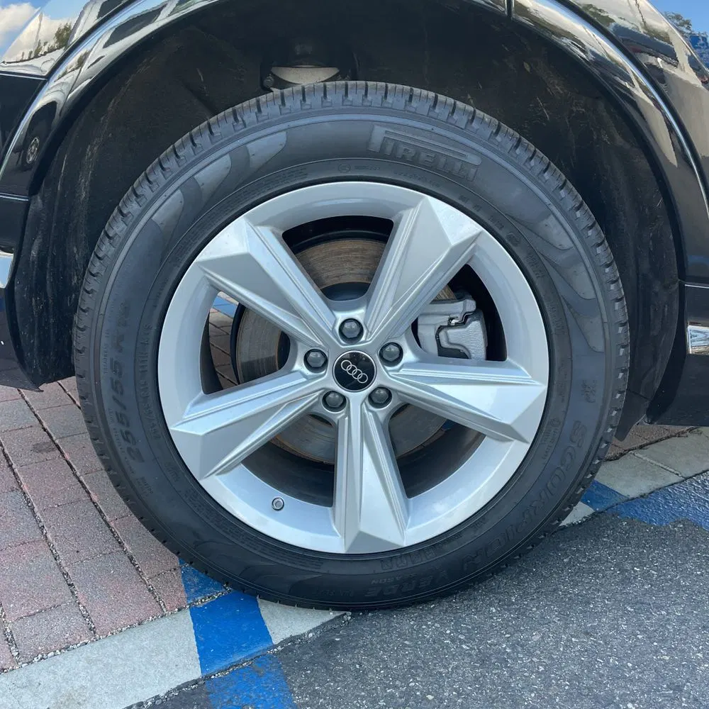 2025 Audi Q7 Premium 45