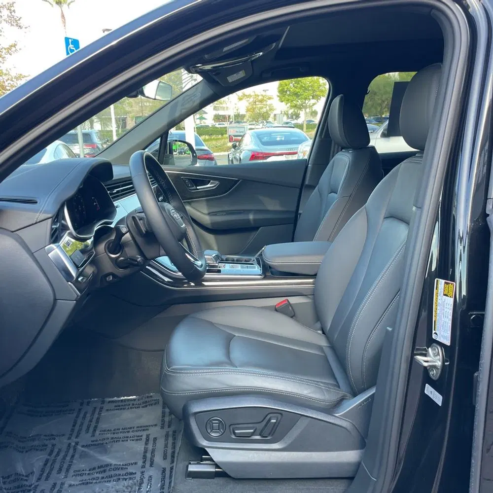 2025 Audi Q7 Premium 45