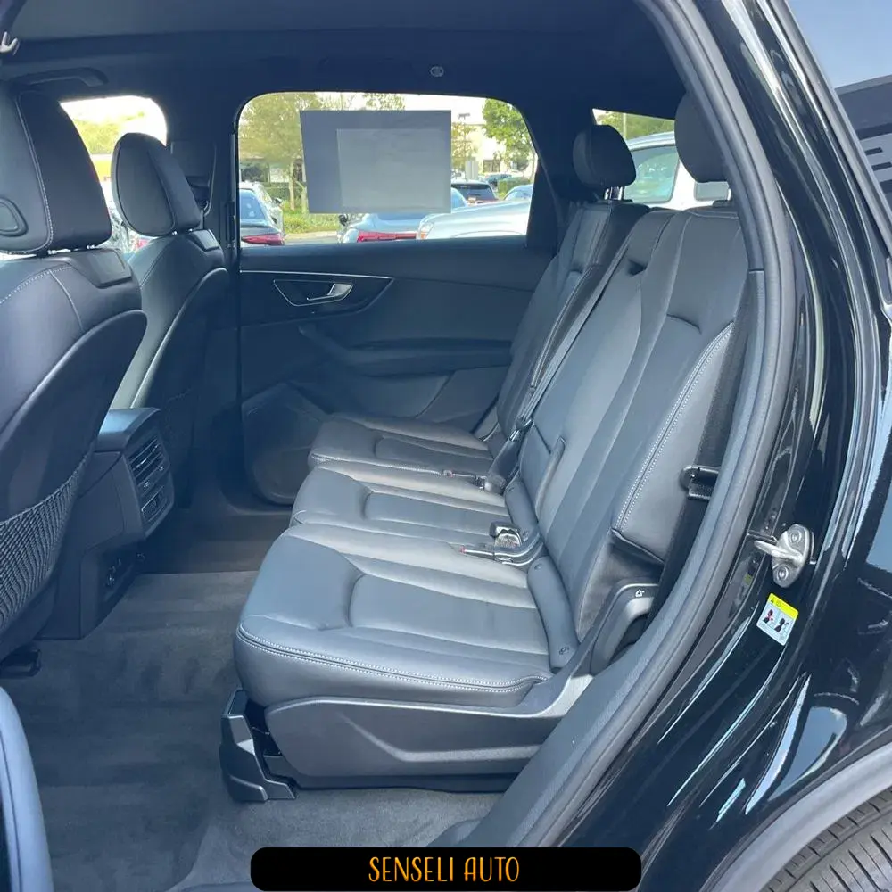 2025 Audi Q7 Premium 45