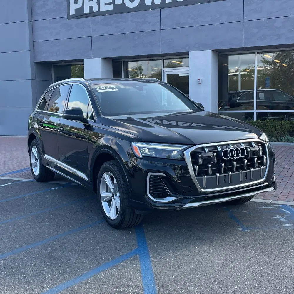 2025 Audi Q7 Premium 45