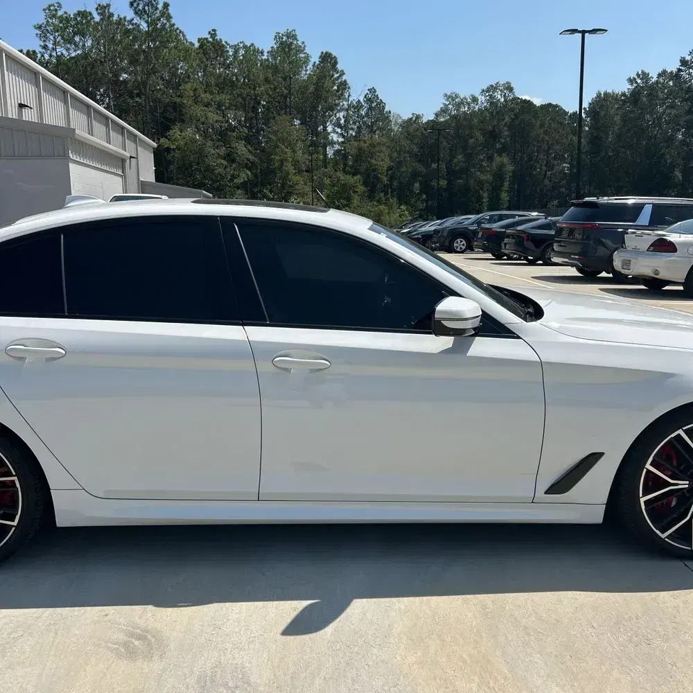 2021 BMW 5-Series M550xi