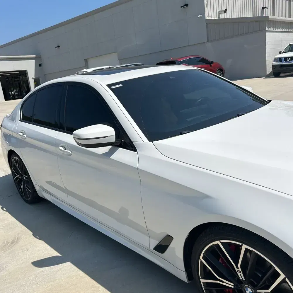 2021 BMW 5-Series M550xi