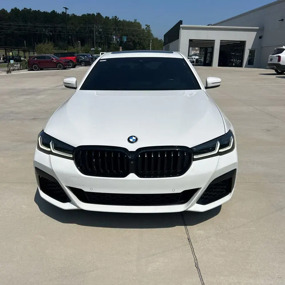 2021 BMW 5-Series M550xi