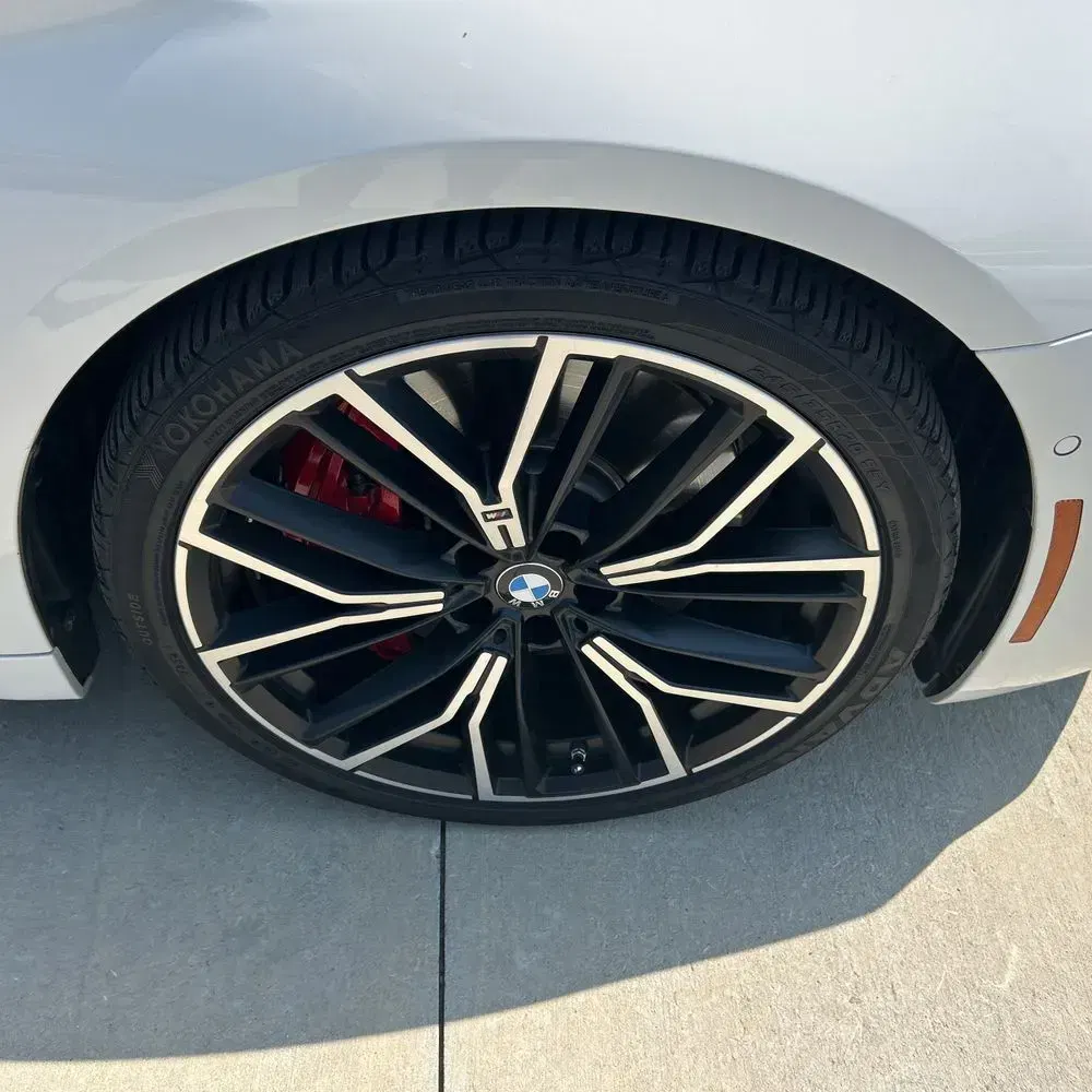 2021 BMW 5-Series M550xi
