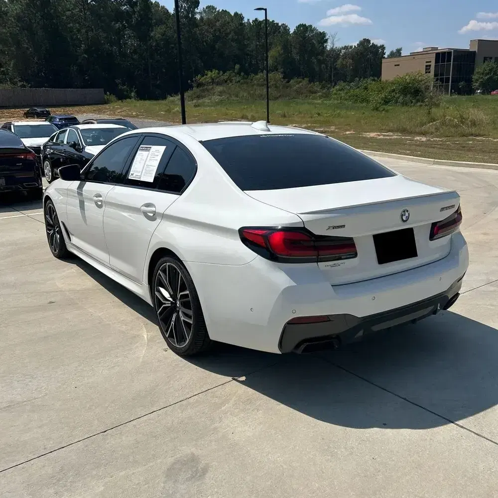 2021 BMW 5-Series M550xi