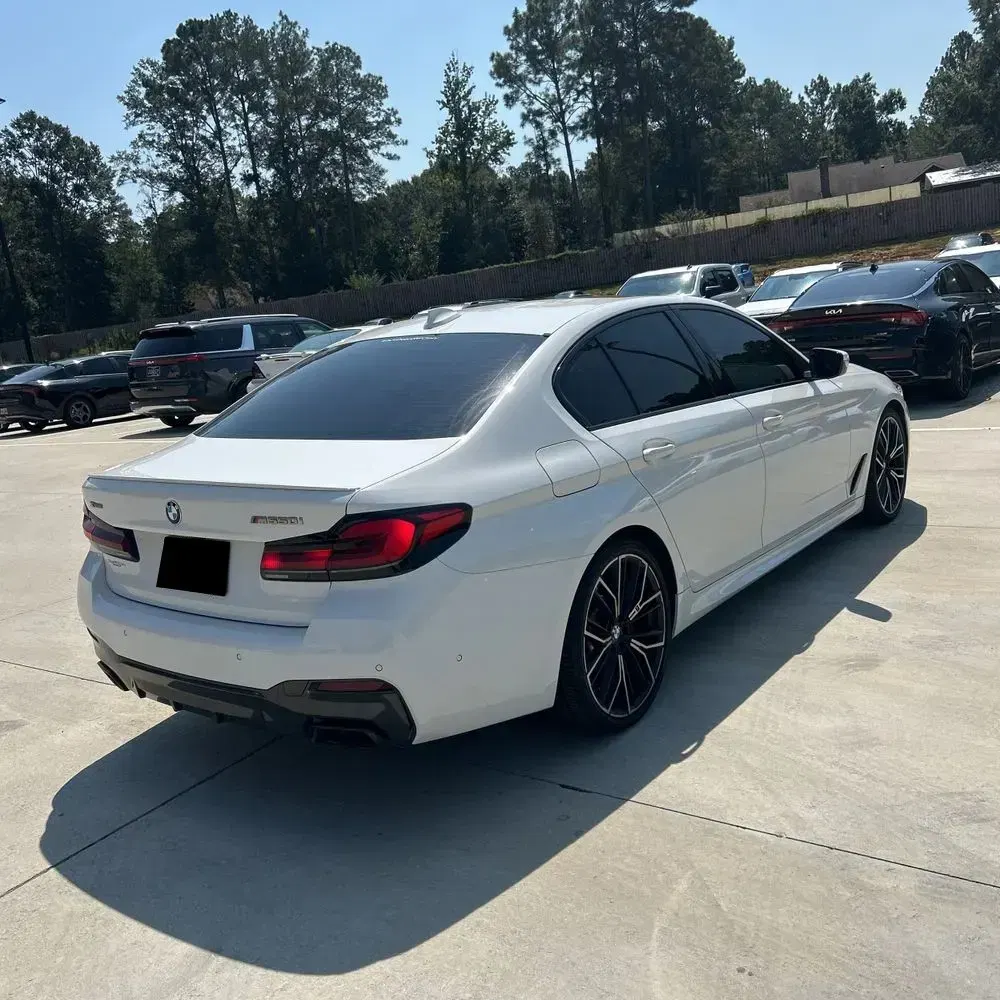 2021 BMW 5-Series M550xi