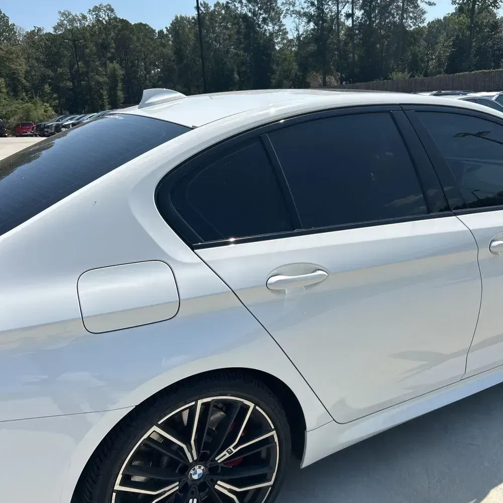 2021 BMW 5-Series M550xi